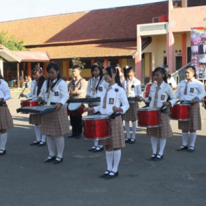 DRUM BAND