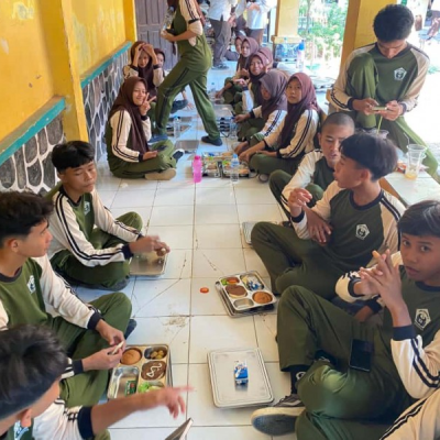 Bukan Hanya Kenyang, Selasar Penuh Gizi Aksi Sarapan Bersama